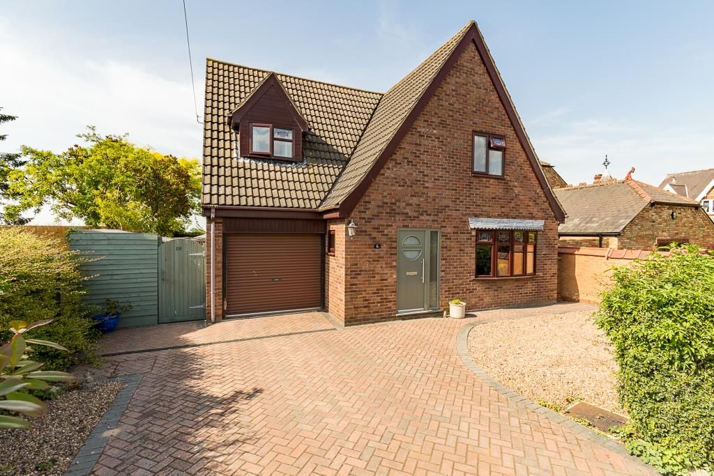 3 bed detached house for sale in North Street, Roxby, Scunthorpe DN15