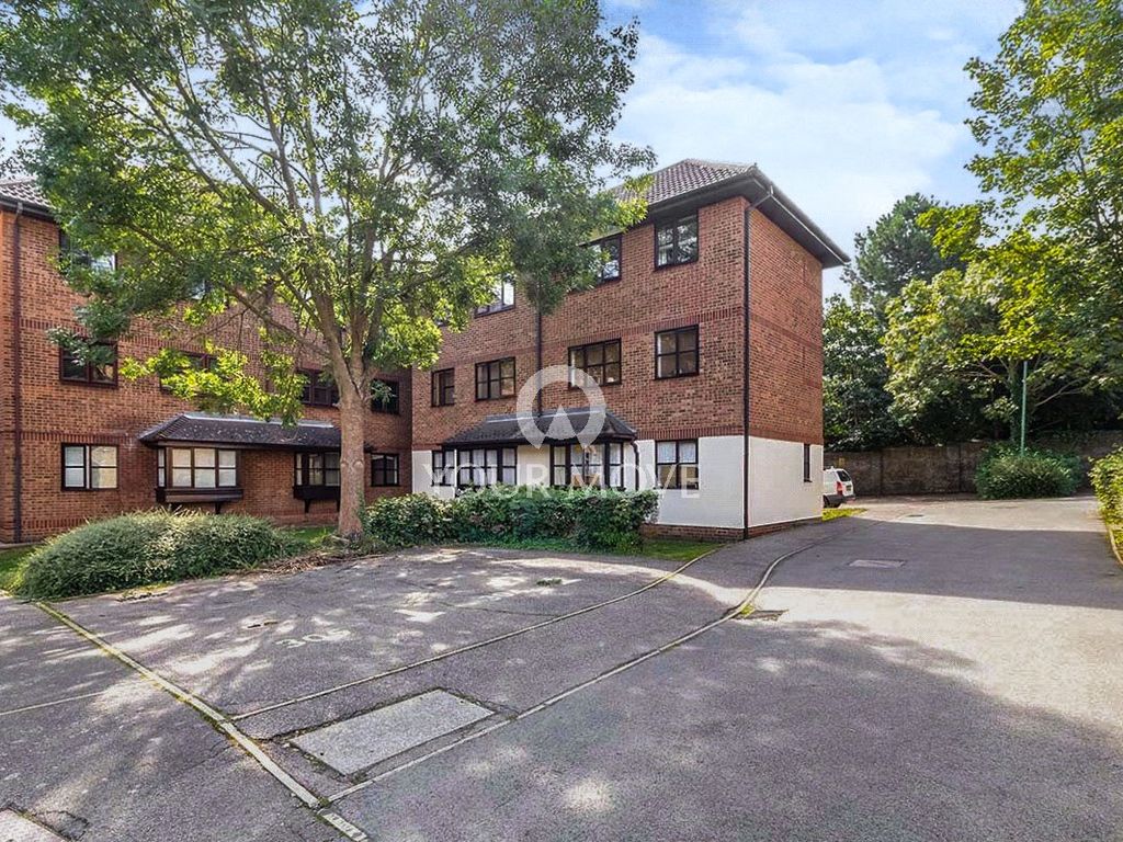 2 bed flat to rent in Osbourne Road, Dartford, Kent DA2, £1,400 pcm Zoopla