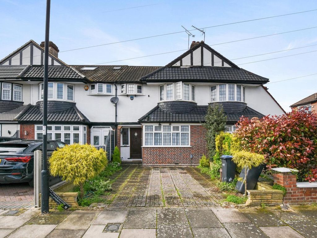3 bed terraced house for sale in Harrow Avenue, Enfield EN1, £550,000