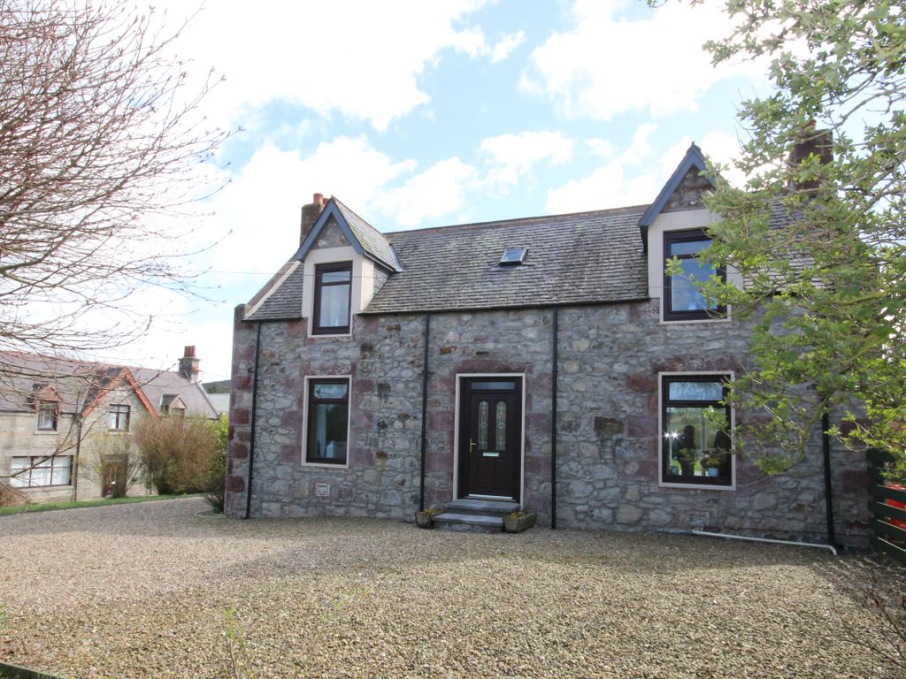 3 bed detached house for sale in By Huntly AB54, £240,000 Zoopla