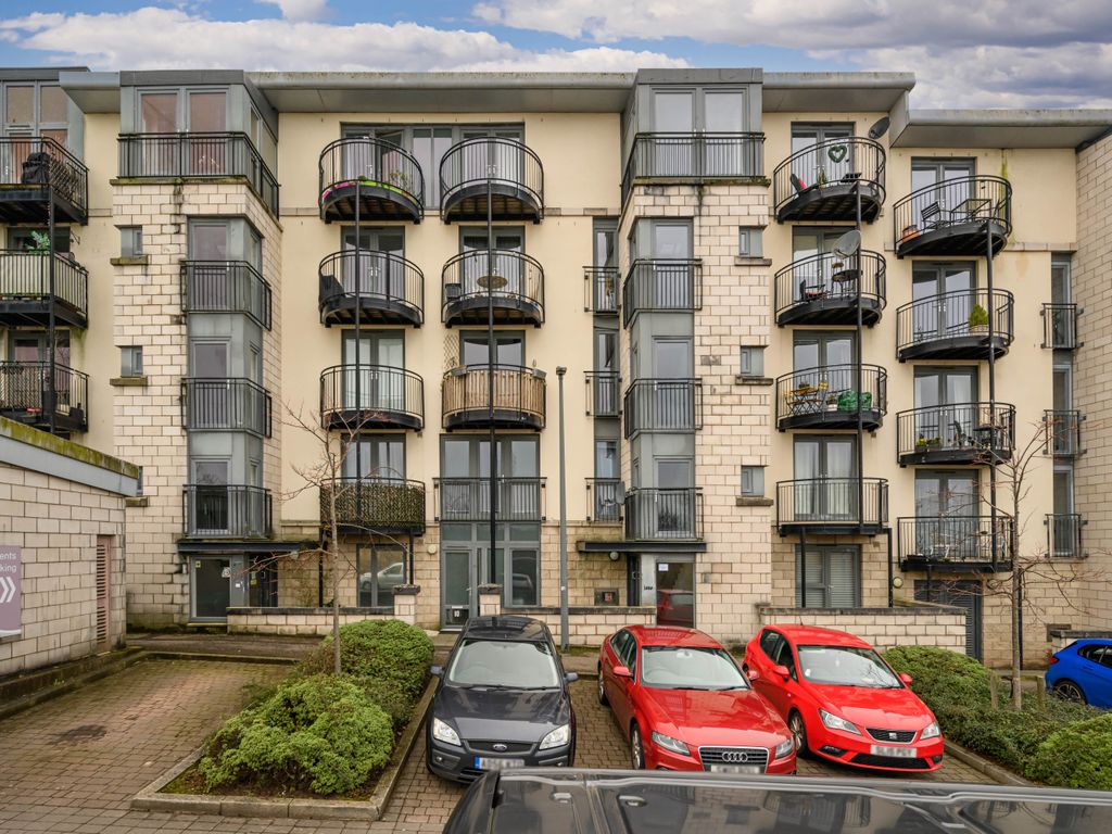 2 bed flat for sale in 8/2 Colonsay Way, Edinburgh EH5, £175,000 Zoopla