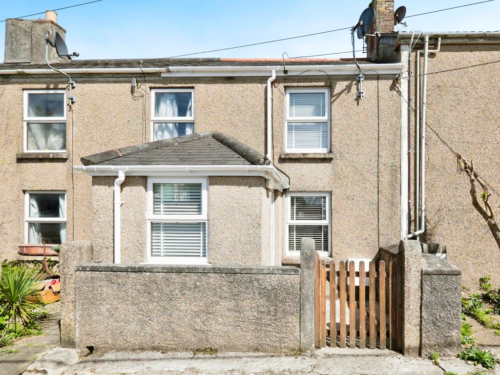 2 bed terraced house for sale in East Terrace, Hayle TR27, £265,000