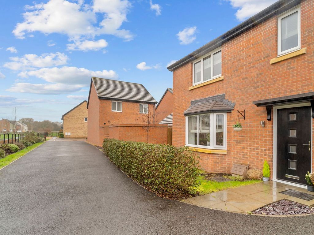 3 bed detached house for sale in Hot Mill Close, Newport NP19 Zoopla