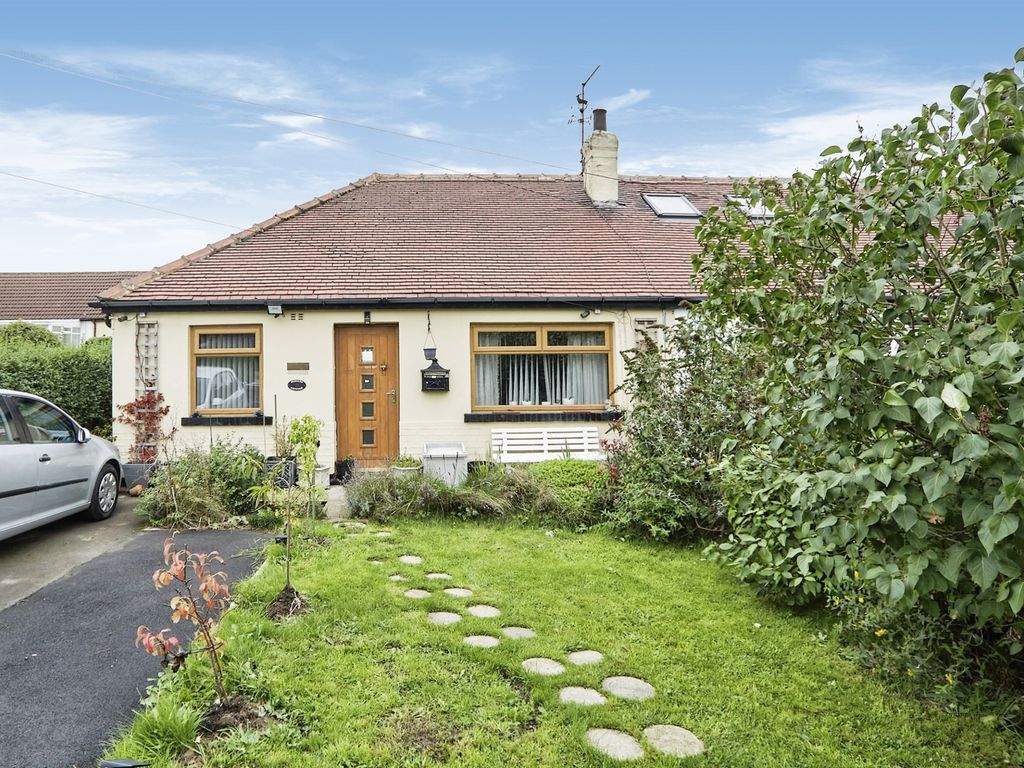 2 bed terraced bungalow for sale in Haworth Road, Bradford BD9, £130,000 Zoopla
