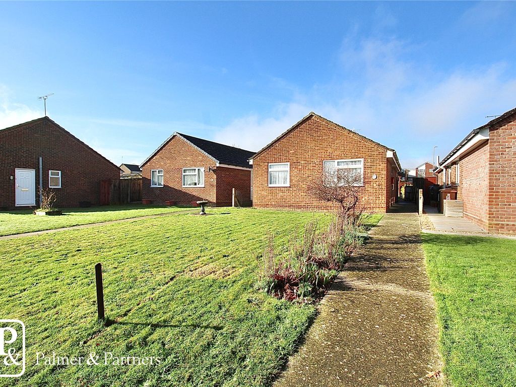 2 bed bungalow for sale in Orchid Way, Needham Market, Ipswich, Suffolk