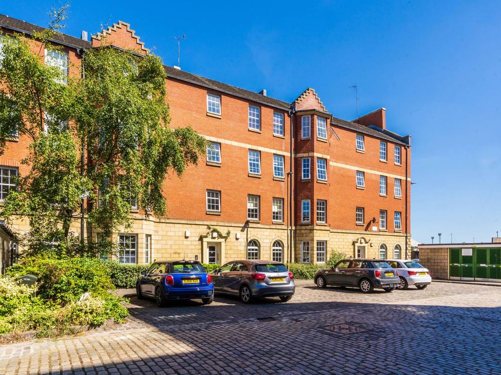 2 bed flat for sale in Fox Street, The Shore, Edinburgh EH6 Zoopla