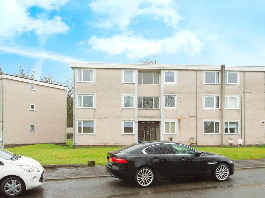 1 bed flat for sale in Castleton Drive, Newton Mearns, Glasgow G77, £