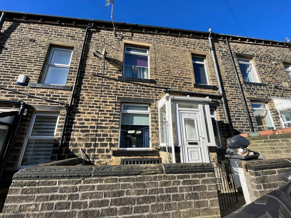 2 bed end terrace house for sale in Arnold Street, Sowerby Bridge, West