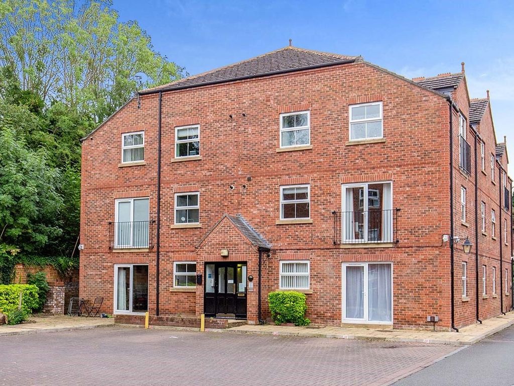 2 bed flat to rent in Old Station Mews, Eaglescliffe, StocktonOnTees