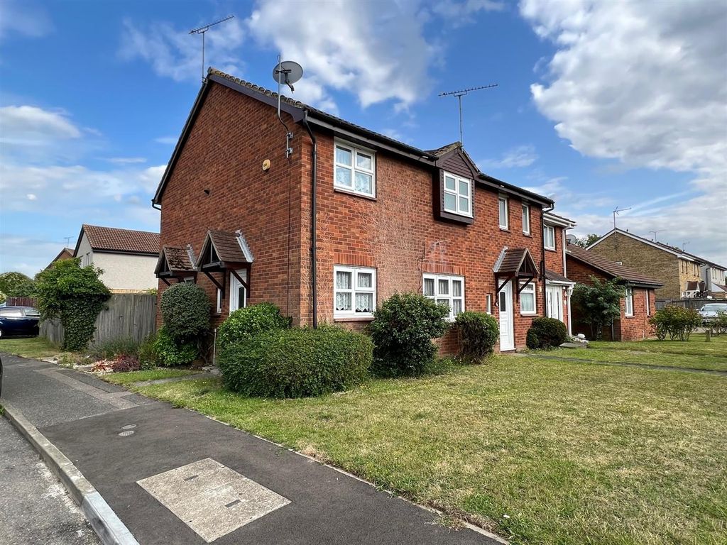 1 bed terraced house to rent in Whimbrel Close, Kemsley, Sittingbourne