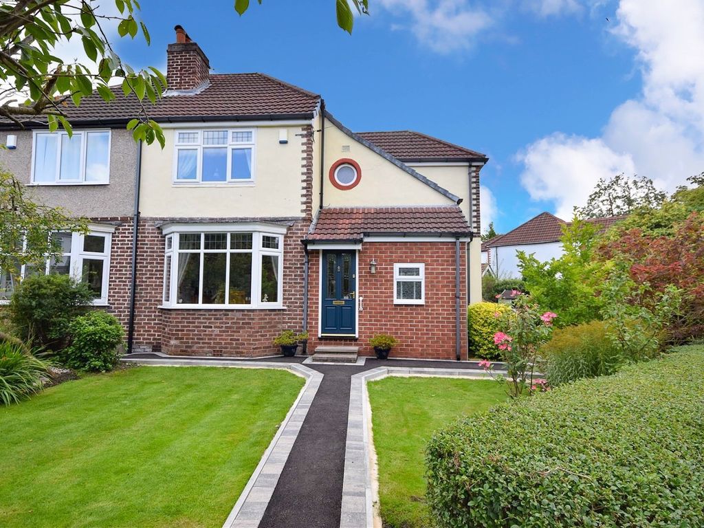 3 bed semidetached house for sale in Grange Avenue, Cheadle Hulme