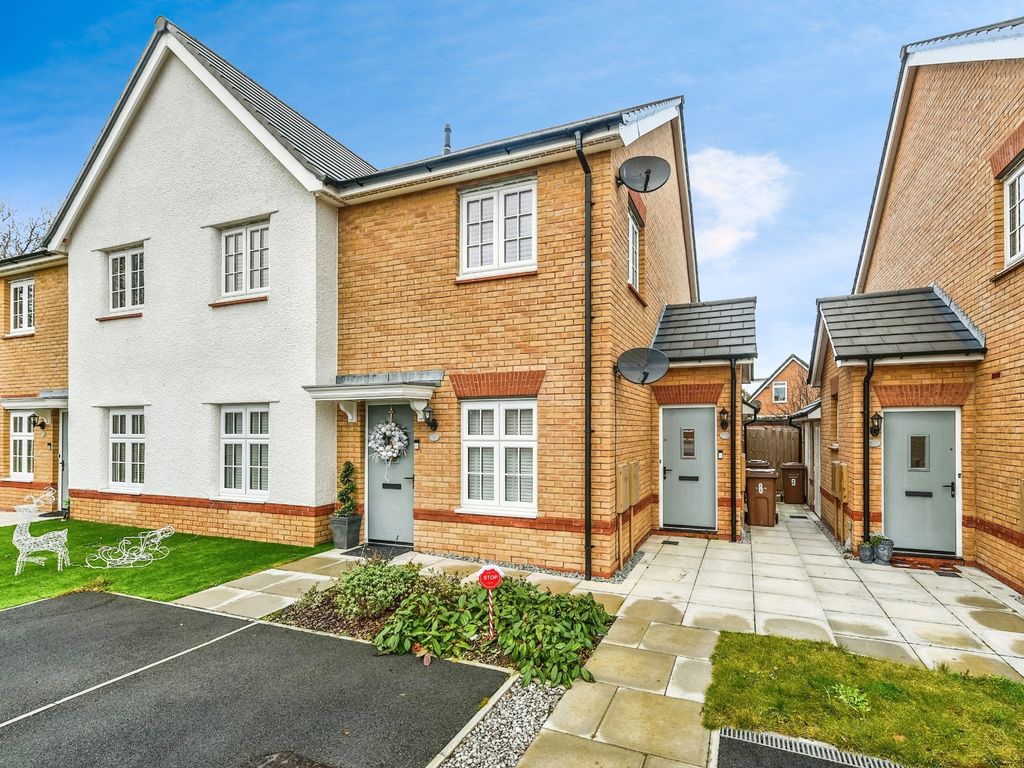 2 bed flat for sale in Grangewood Close, Formby, Liverpool L37, £