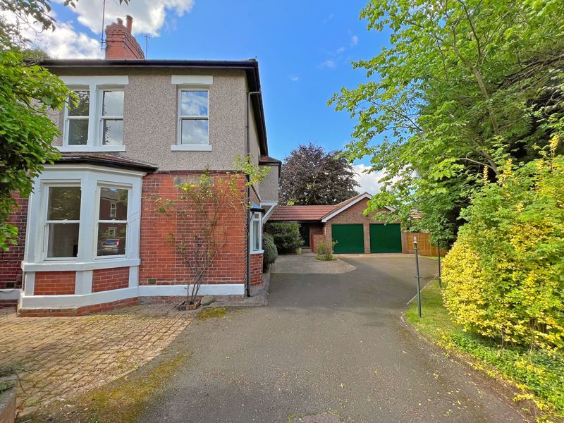 4 bed semidetached house for sale in St. Margarets Avenue, Benton