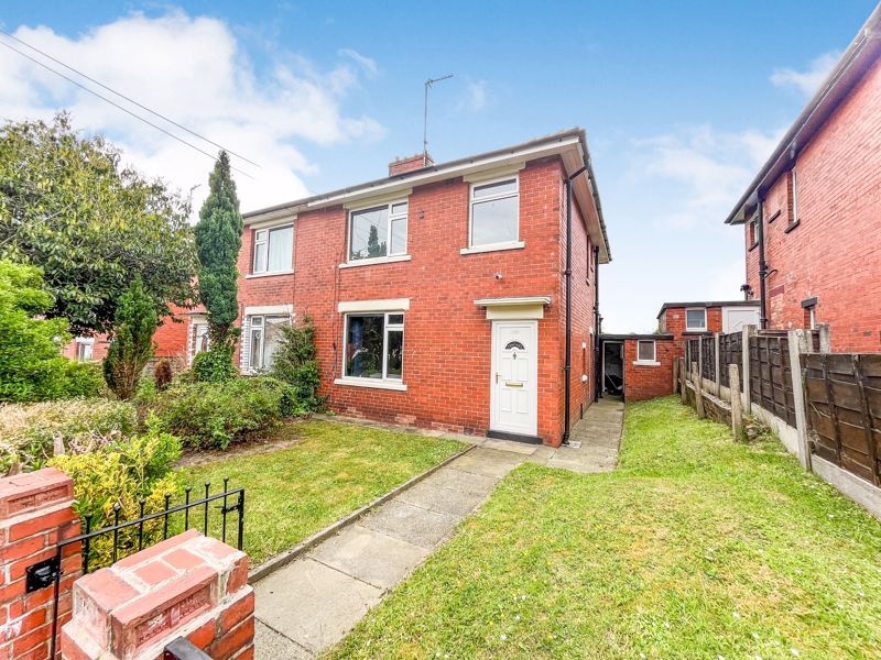 3 bed semidetached house for sale in Moyse Avenue, Walshaw, Bury BL8