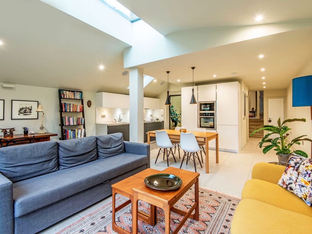 2 bed flat for sale in Grove Vale, London SE22 Zoopla