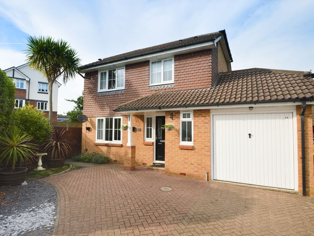 3 bed detached house for sale in Roydon Court, WaltonOnThames KT12