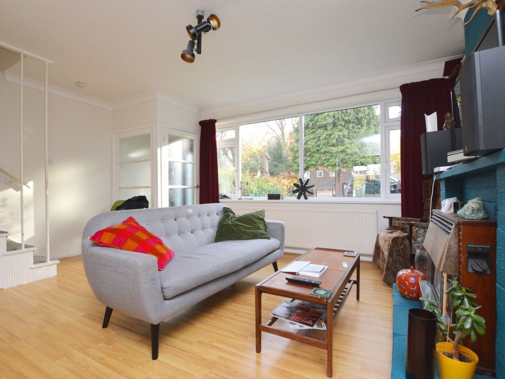 3 bed terraced house to rent in Longton Avenue, London SE26, £2,000 pcm