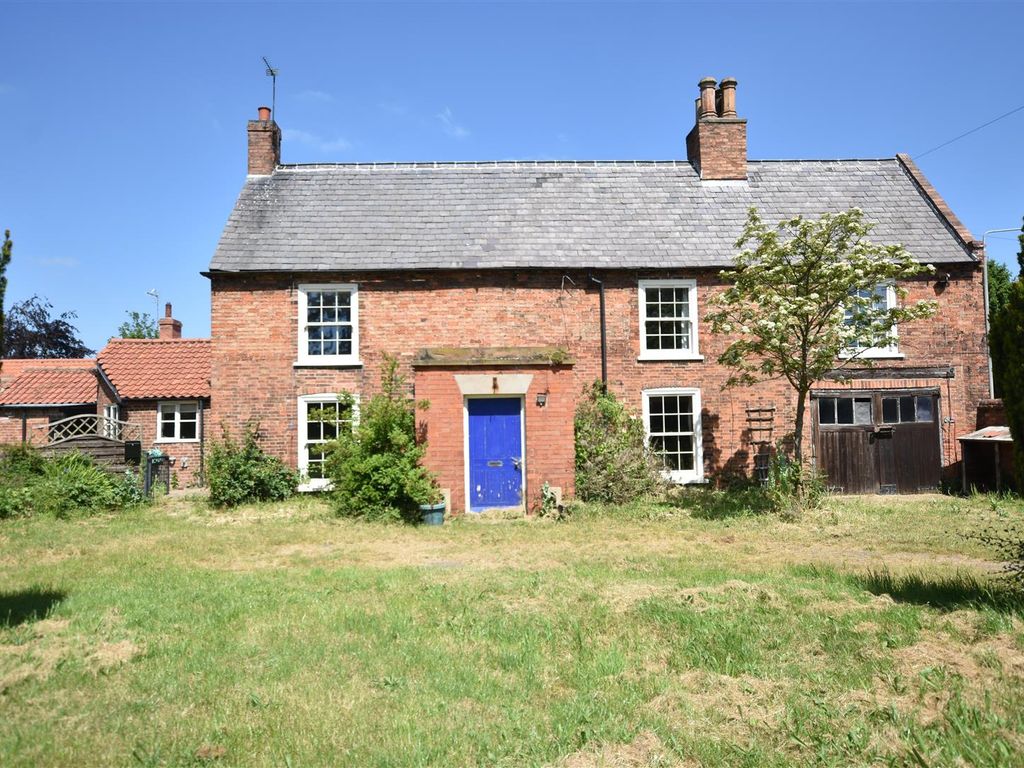 4 bed detached house for sale in Norwell Lane, Cromwell, Newark NG23