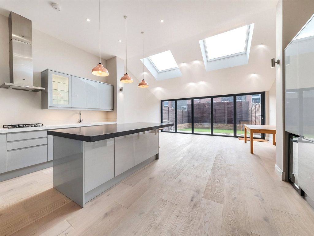 St. Anns Hill, Wandsworth, London SW18