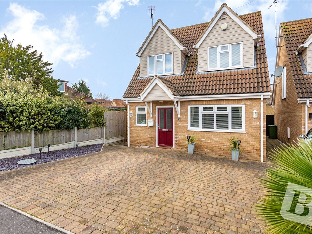 4 bed detached house to rent in Mount Road, Wickford, Essex SS11 Zoopla