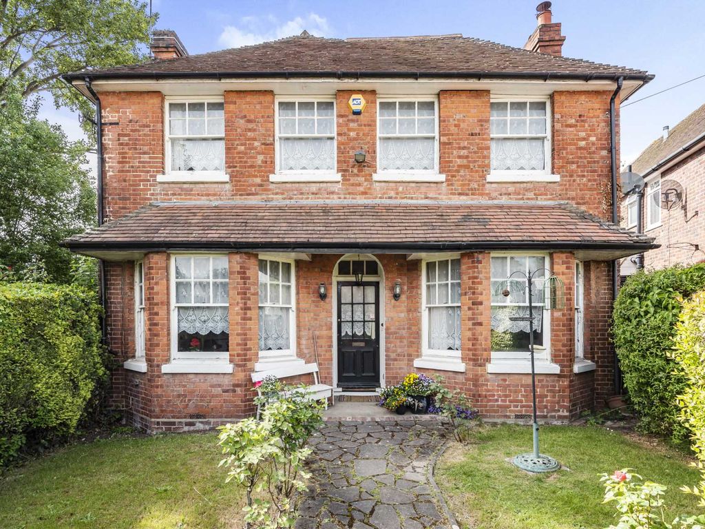 Park Road Wokingham RG40  