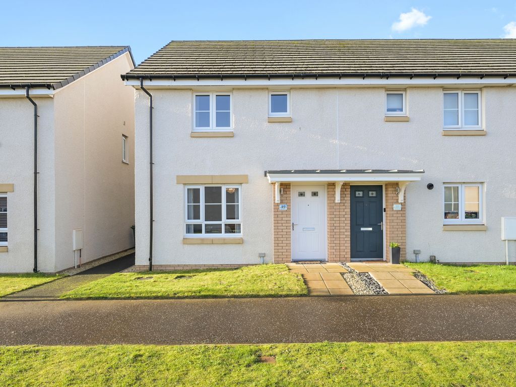 3 bed semidetached house for sale in 49 Moodie Wynd, Prestonpans, East