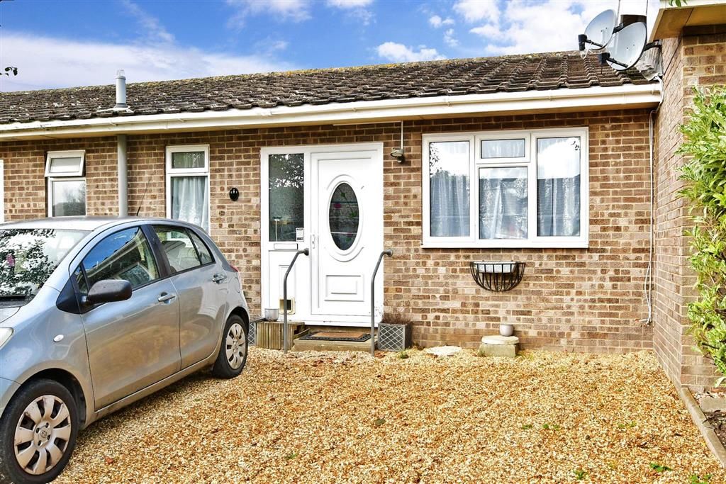 2 bed terraced bungalow for sale in Ashey Road, Ryde, Isle Of Wight