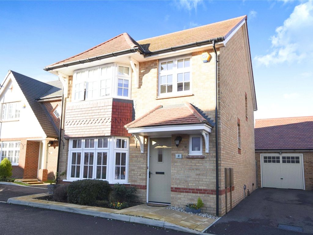 4 bed detached house for sale in Bebington Drive, Langdon Hills