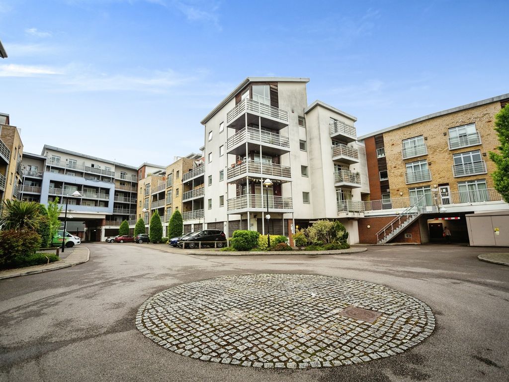 1 bed flat for sale in Kingfisher Meadow, Maidstone ME16 Zoopla