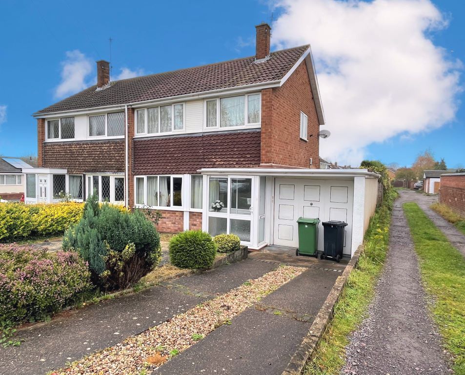 3 bed semidetached house for sale in 1 Holly Bush Lane, Amblecote