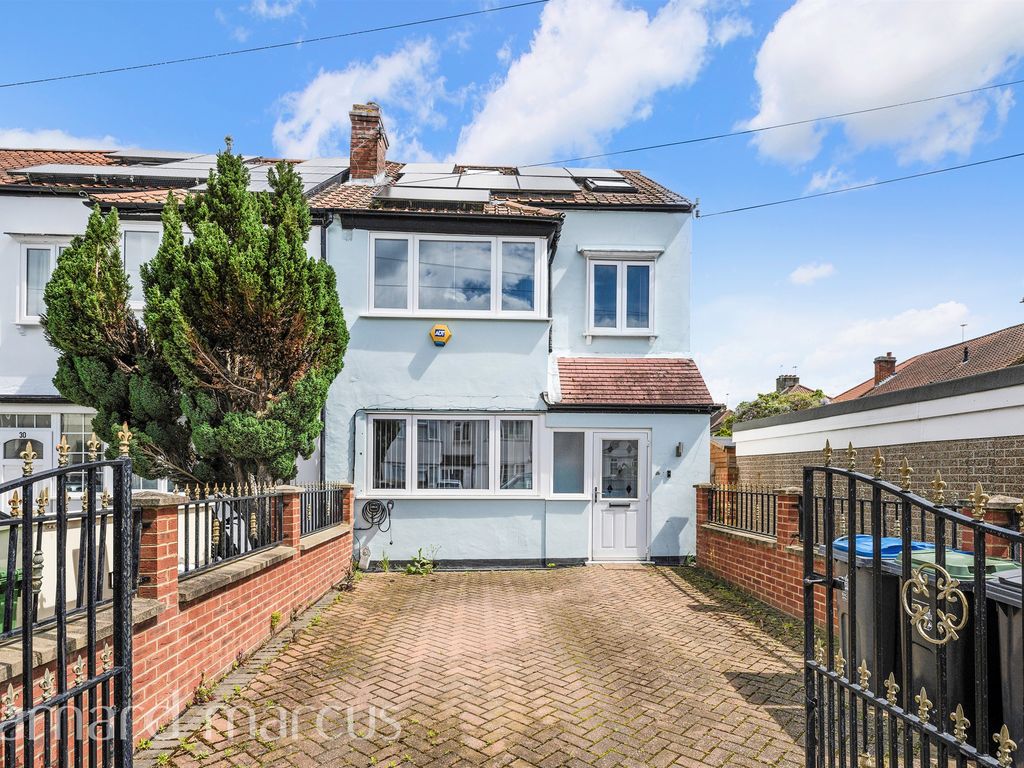 4 bed semidetached house for sale in South Park Grove, New Malden KT3