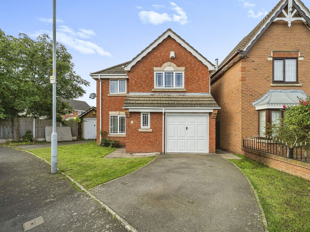 3 bed detached house for sale in Standbridge Way, Tipton DY4, £315,000