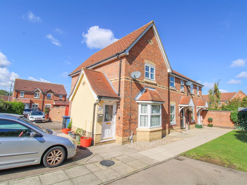 3 bed end terrace house for sale in Albert Gardens, Church Langley