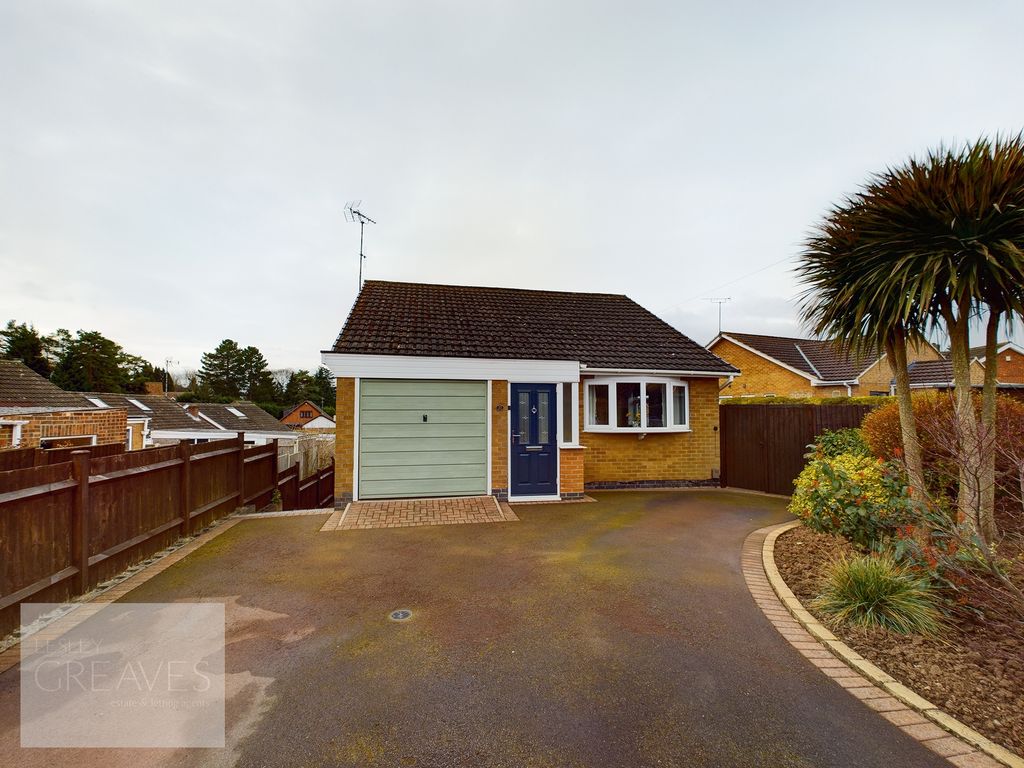 4 bed detached house for sale in Yew Tree Lane, Gedling, Nottingham NG4