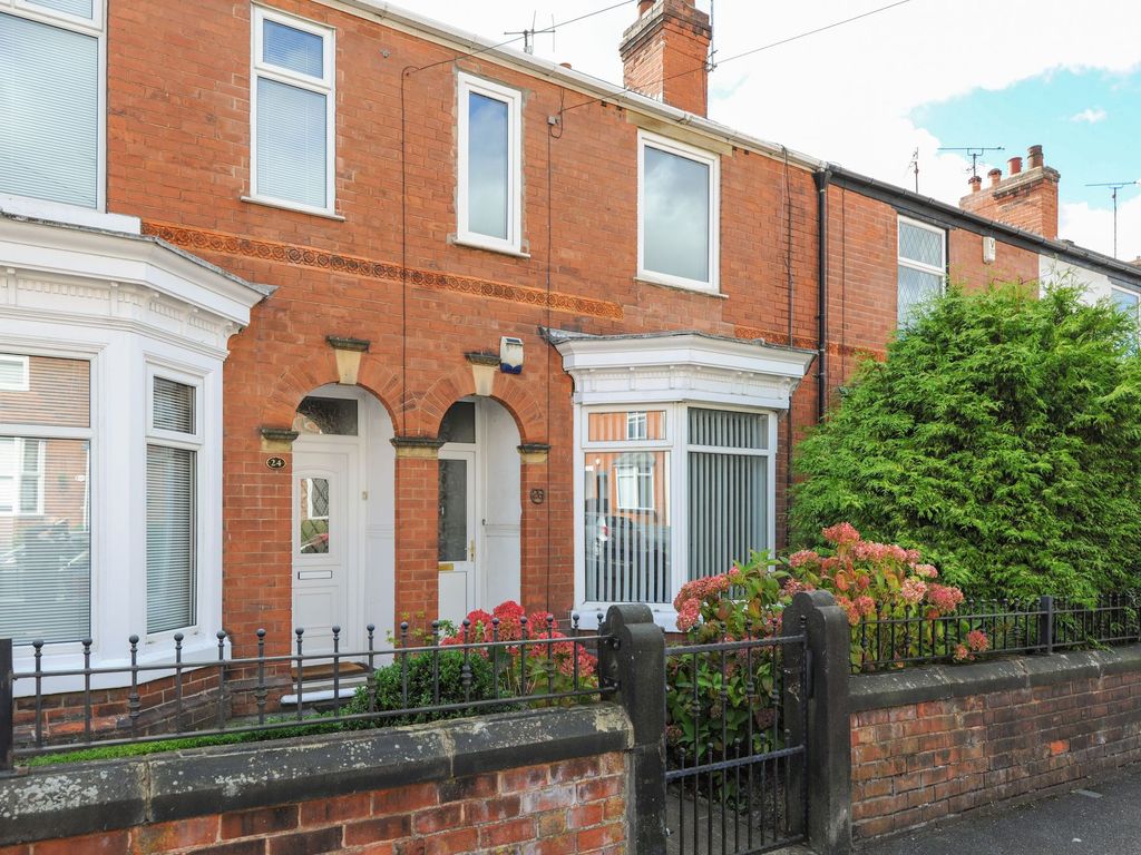 Alexandra Road West, Chesterfield S40