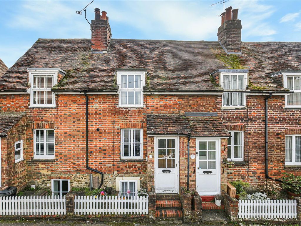 2 bed terraced house for sale in Croydon Road, Westerham TN16, £395,000