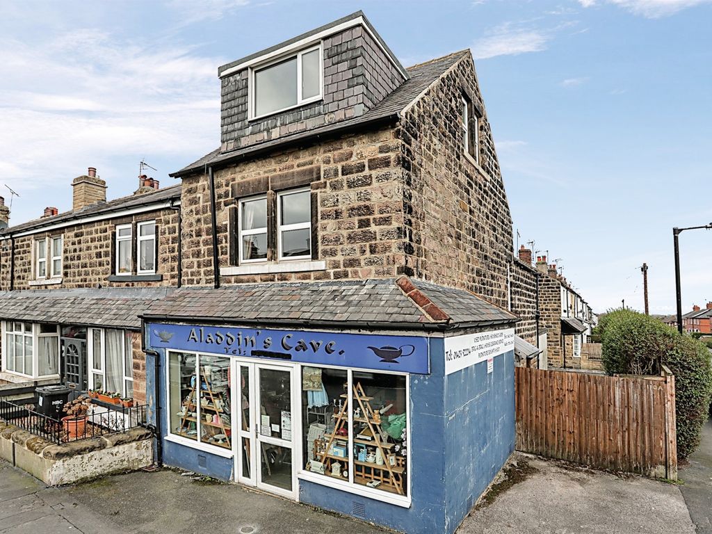 2 bed flat for sale in King Edwards Drive, Harrogate HG1 Zoopla