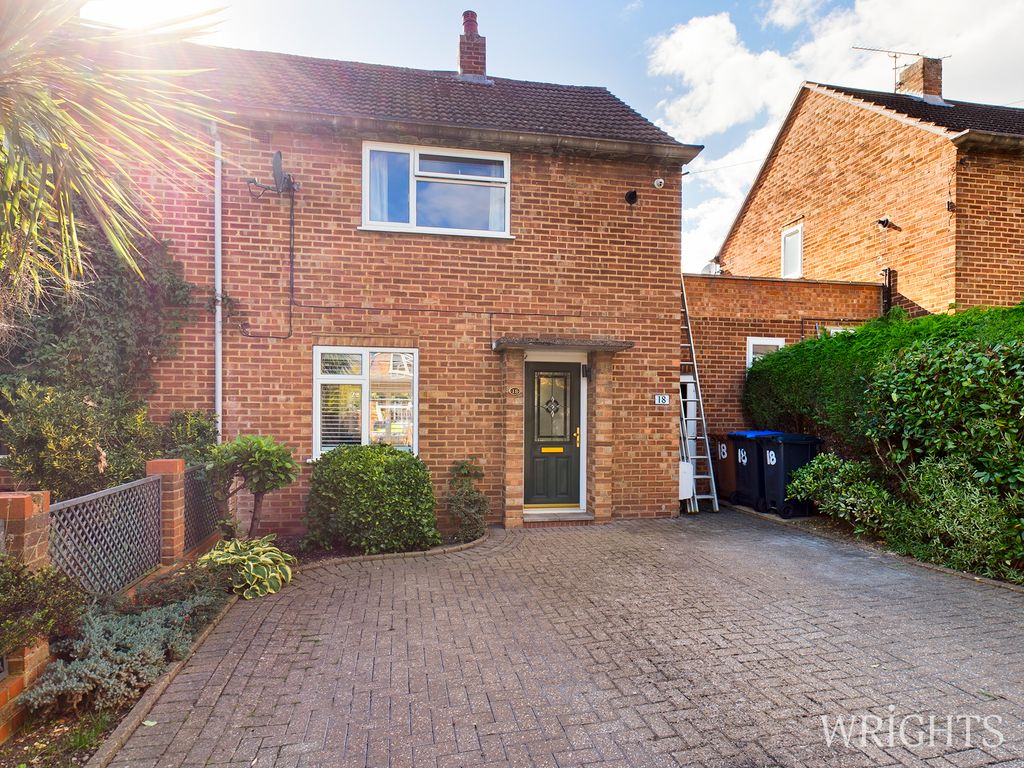 2 bed semidetached house to rent in Wilshere Road, Welwyn, Herts AL6