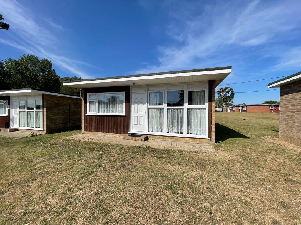 2 bed property for sale in Beach Road, Hemsby, Great Yarmouth NR29 Zoopla