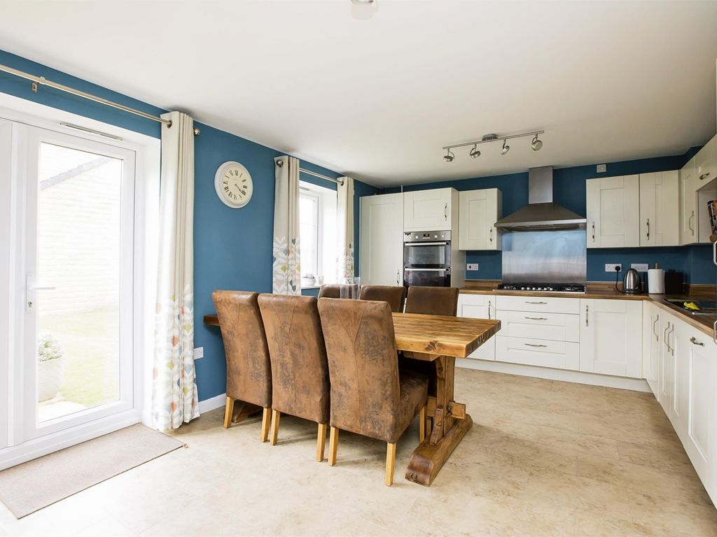 4 bed detached house for sale in Fountain Head Road, Halifax HX2 Zoopla