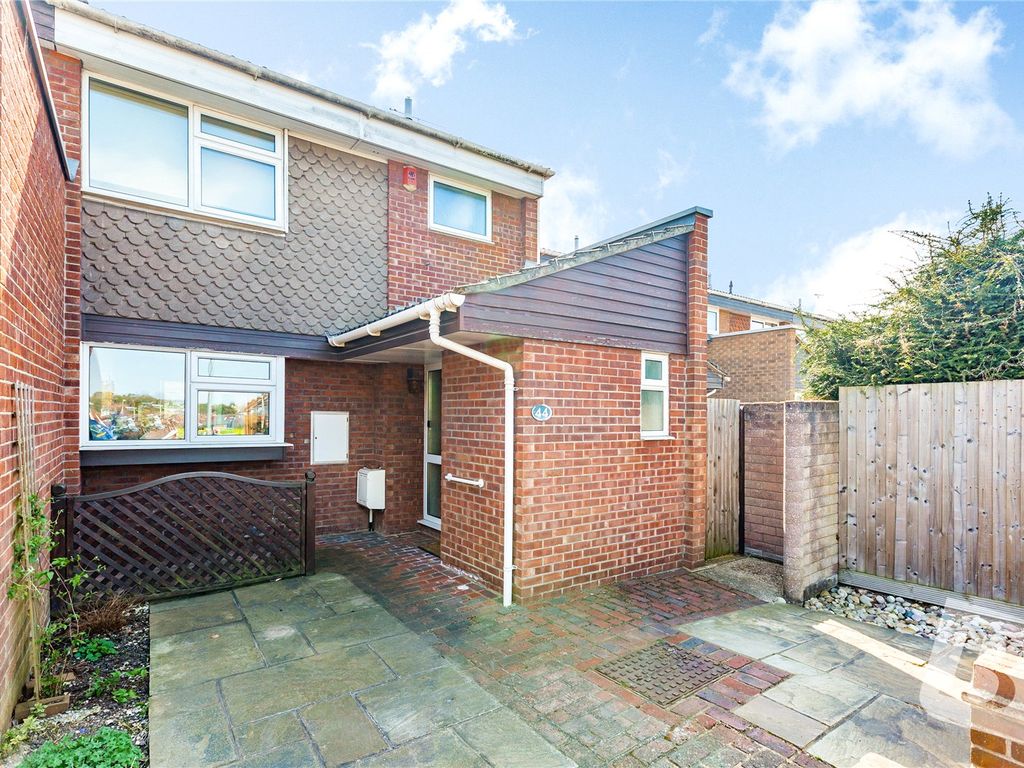 3 bed end terrace house for sale in Ascot Road, Gravesend, Kent DA12