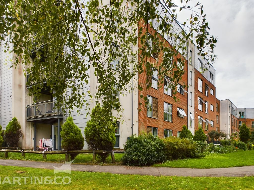 2 bed flat to rent in Medway Road, Tunbridge Wells TN1, £1,275 pcm Zoopla