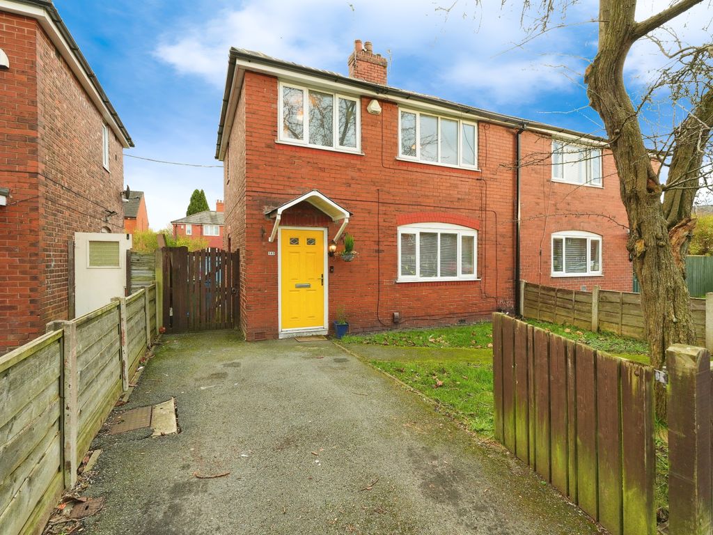 3 bed semidetached house for sale in Lloyd Street South, Manchester
