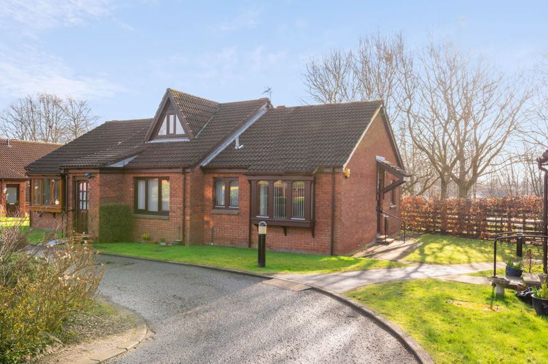 1 bed bungalow for sale in Carrick Drive, Dalgety Bay, Dunfermline KY11