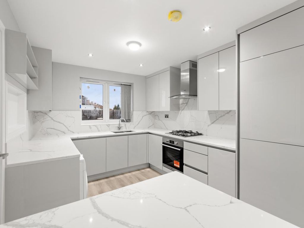 New home, 3 bed semidetached house for sale in Judge Heath Lane, Hayes