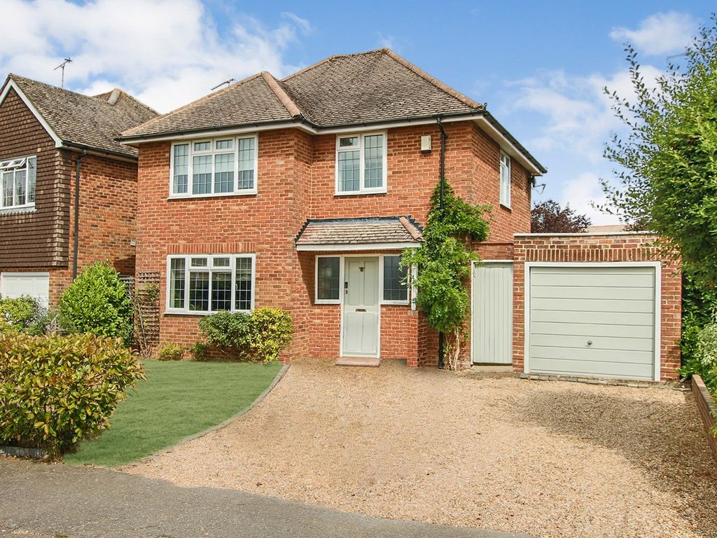 3 bed detached house for sale in Campbell Crescent, East Grinstead RH19