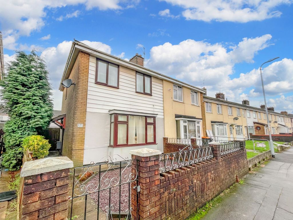 3 bed semidetached house for sale in Maesglas Crescent, Newport NP20 Zoopla