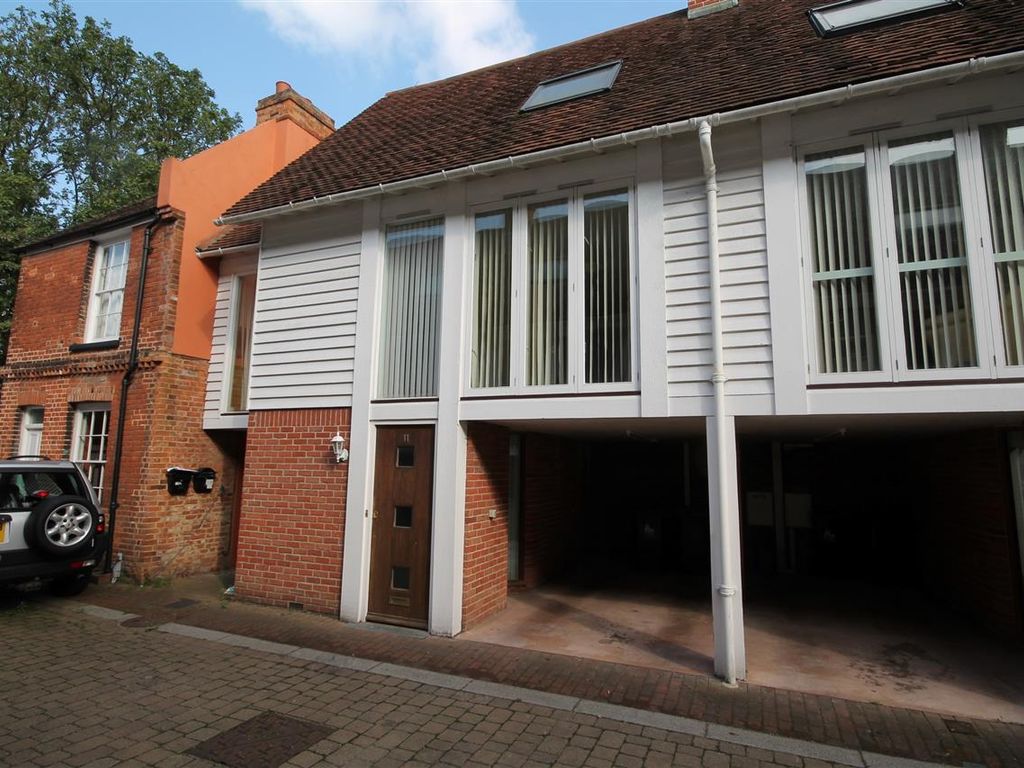 2 bed terraced house to rent in Cobden Place, Canterbury CT1, £1,100