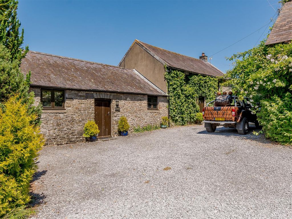 3 bed detached house for sale in Dryslwyn, Carmarthen SA32 Zoopla