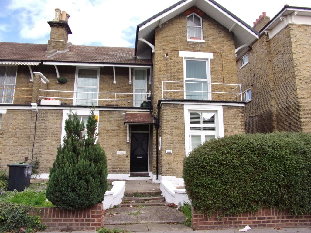 Oliver Grove, South Norwood, London SE25  